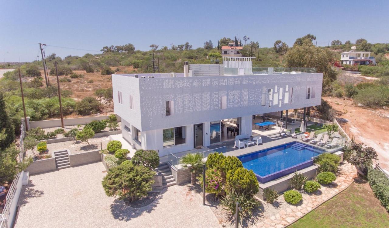 Chloe Luxury Villa Protaras Ngoại thất bức ảnh