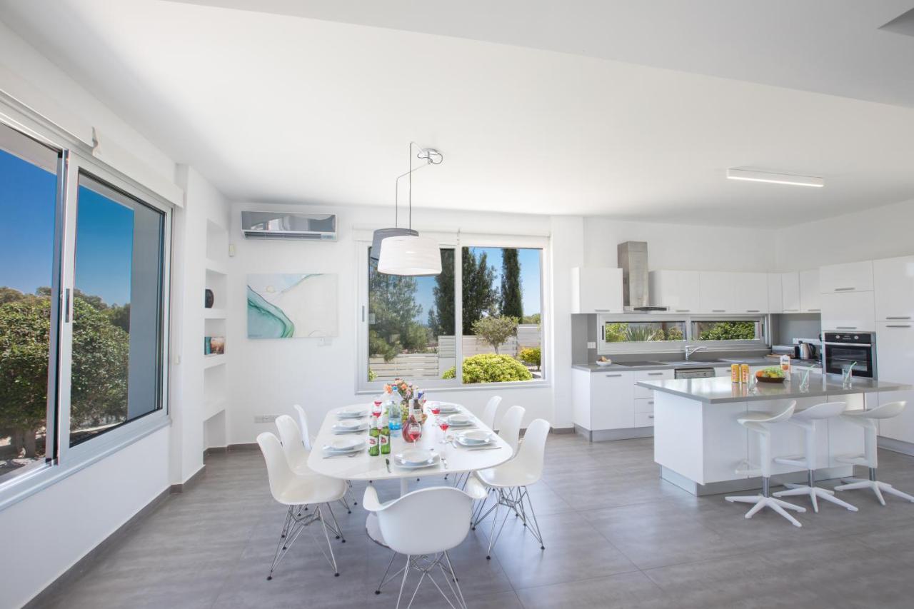 Chloe Luxury Villa Protaras Ngoại thất bức ảnh