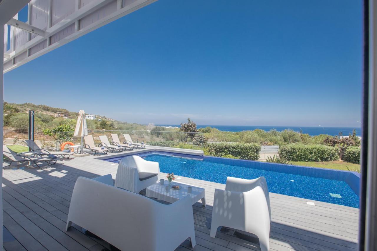 Chloe Luxury Villa Protaras Ngoại thất bức ảnh